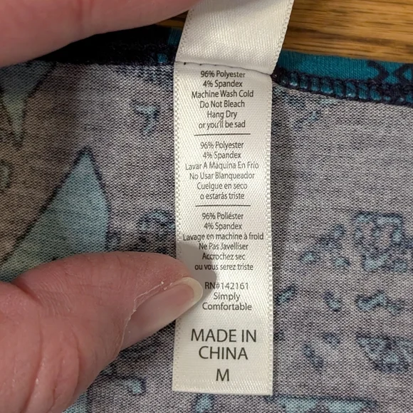 LuLaRoe Women's Perfect Tee Blue & Teal Abstract Floral Short Sleeve Top Size M - Picture 3 of 6